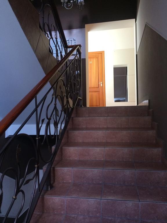 Altyn Adam Hotel Pavlodar Szoba fotó